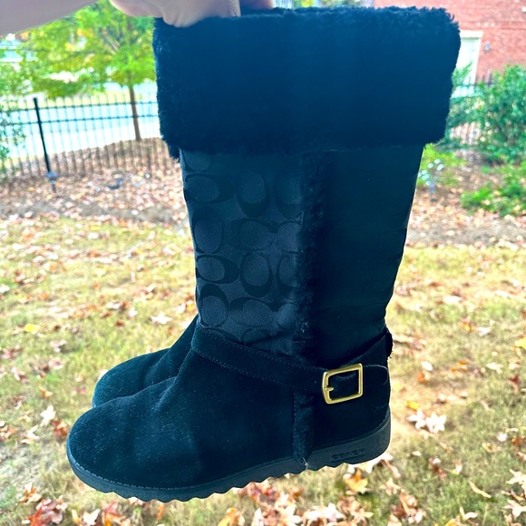 Coach boots 🖤 - Picture 1 of 7